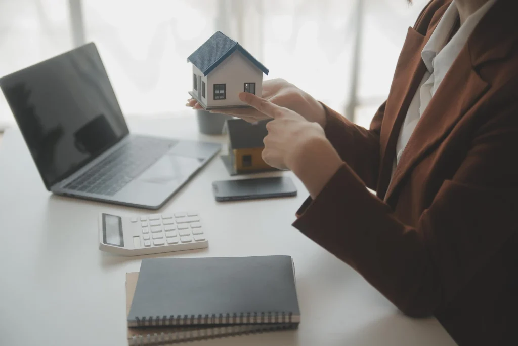 What Is A Real Estate Broker